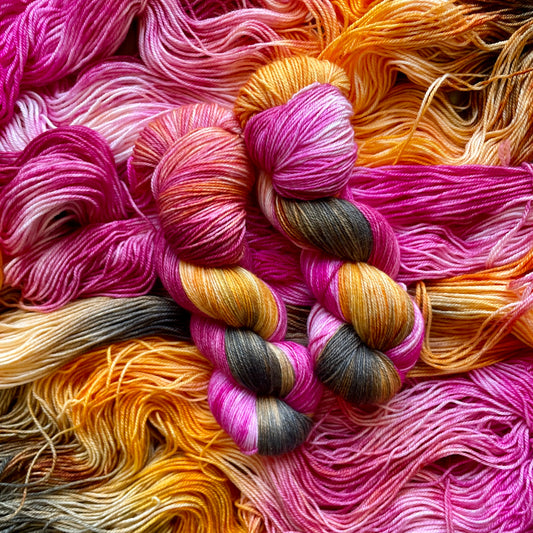 Dark-Breasted Rosefinch