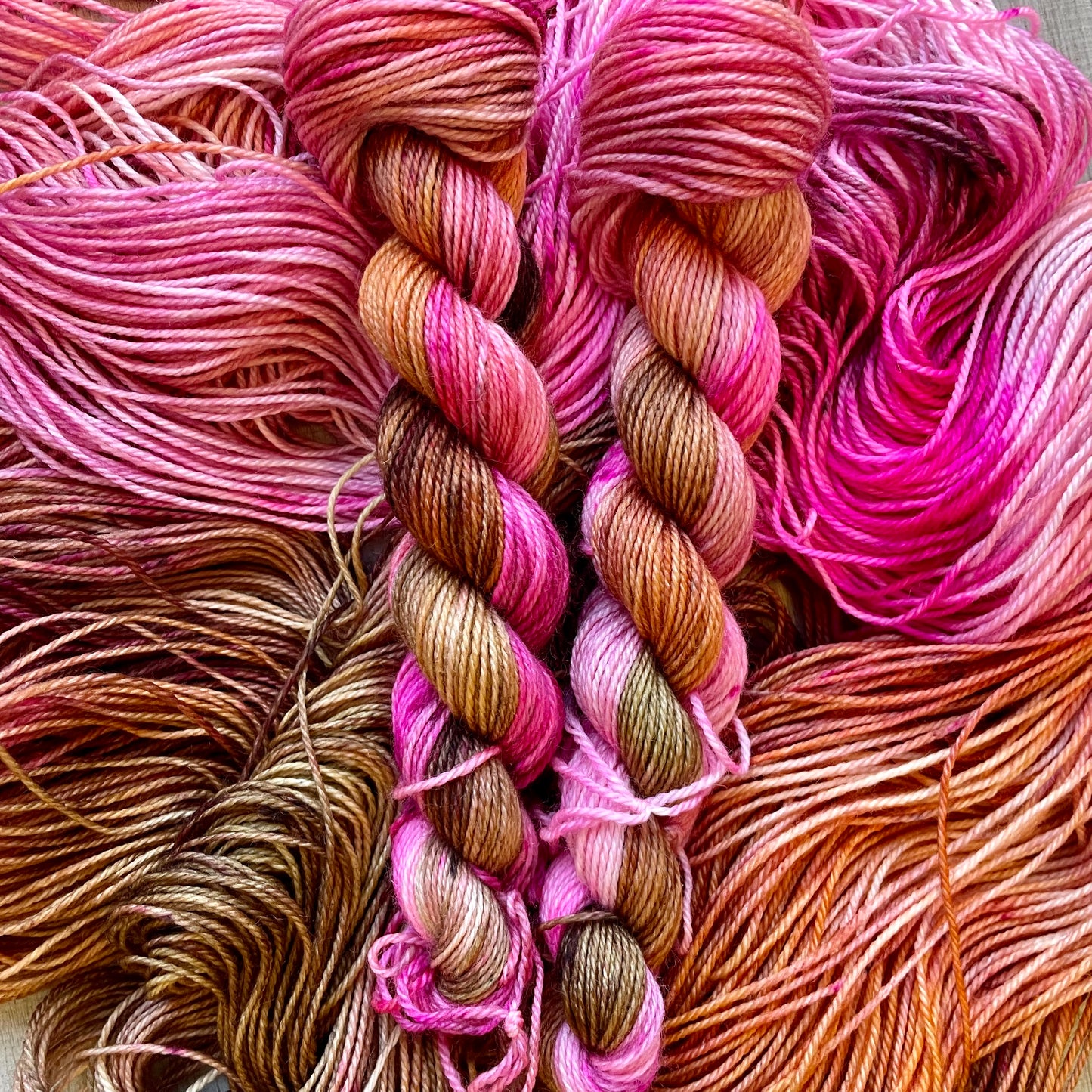 Dark-Breasted Rosefinch